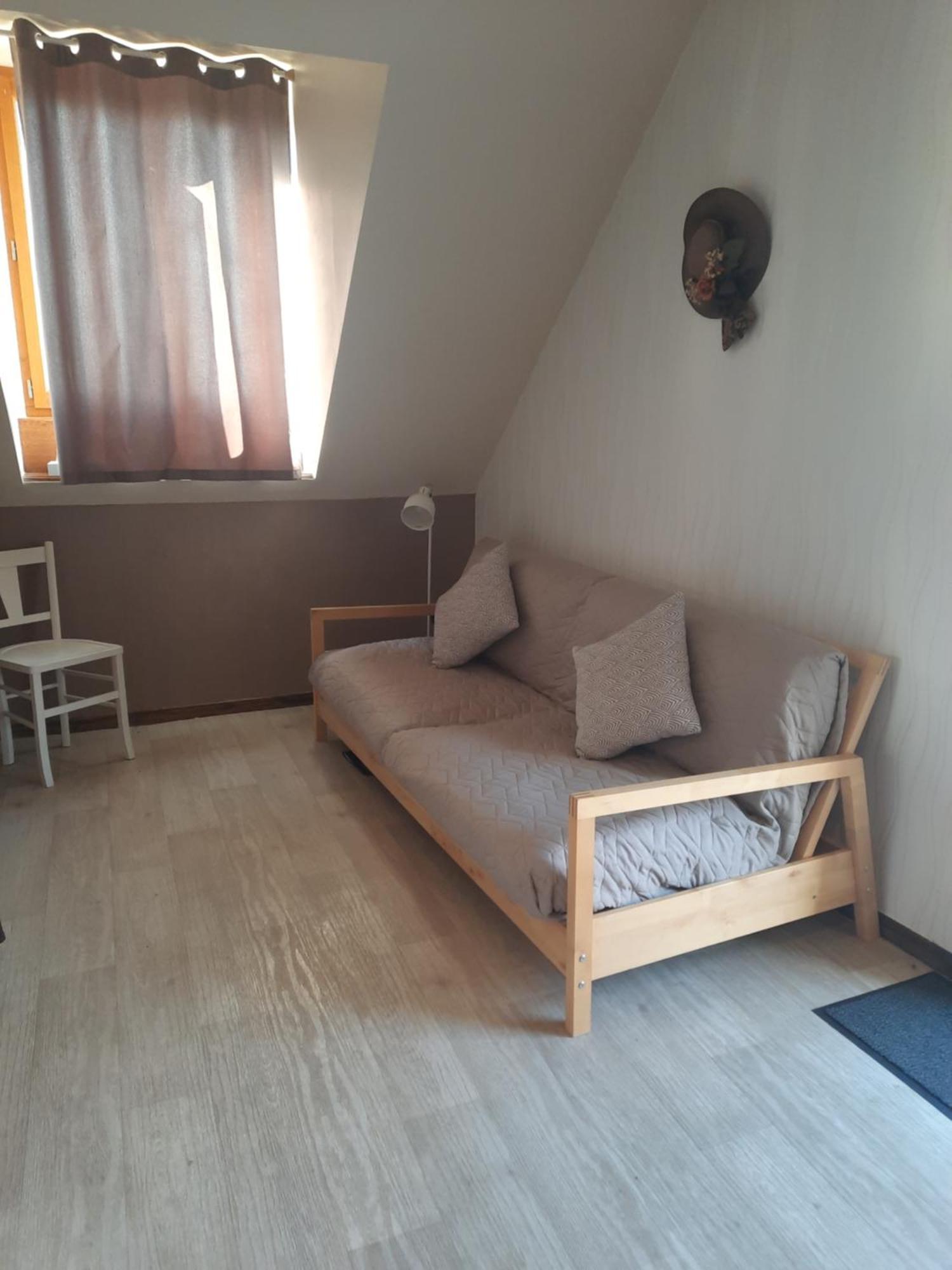 La Maison Genevier - Chambre Doreline Montreuil-en-Touraine エクステリア 写真